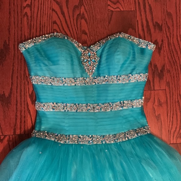 Evening Prom Ball Gown - Picture 5 of 6